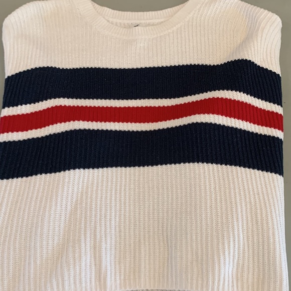 Hollister women’s sweater - Picture 4 of 6